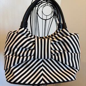 Kate Spade Sutton Seaside Striped Black White Bow Top Handle Satchel Purse